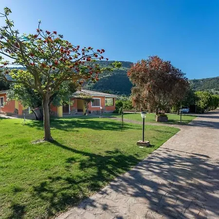 Holiday home A Charming Country + Bikes And Kayaks